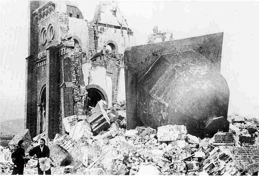 An after-picture of the Urakami Tenshudo (Catholic Church) in Nagasaki, which was destroyed in 1946 by the fission of about one kilogram of plutonium. Credit: Public domain image accessed via Wikimedia Commons.